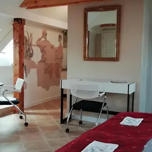 Appartamento Patea - Cozy And Quiet 42 Sqm Near The City Centre, Praga